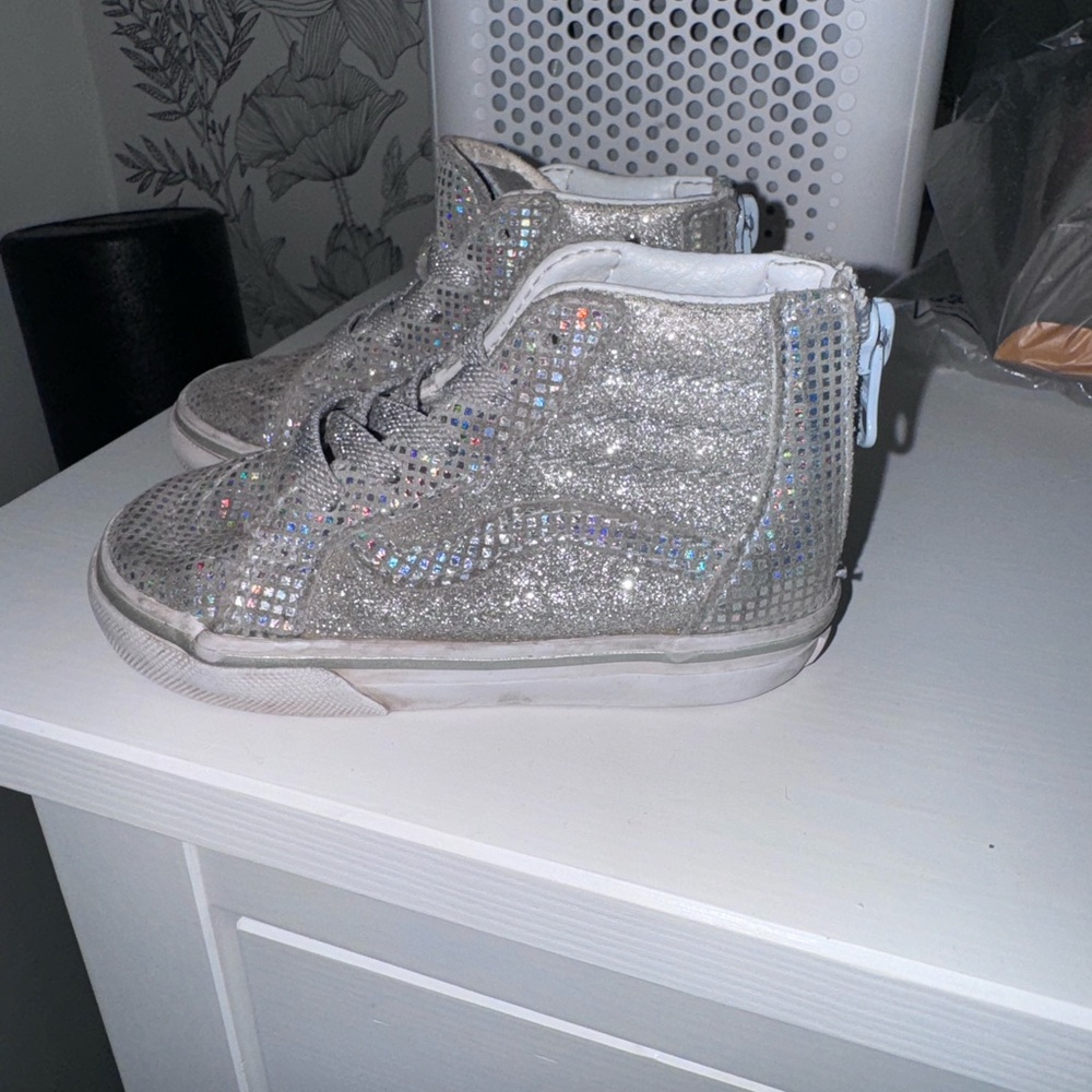 Girls vans hightops